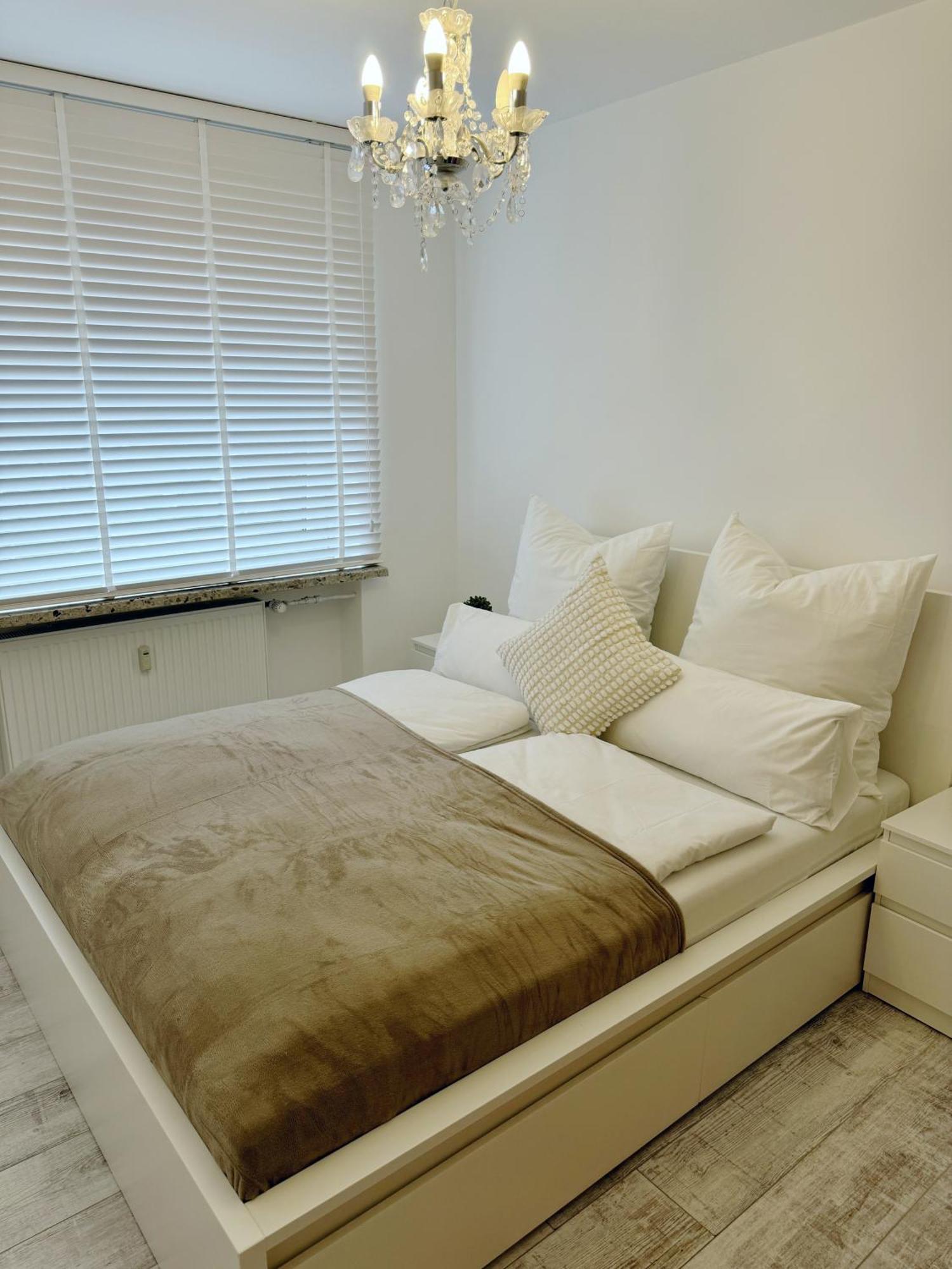 90M2 I Central I Netflix I Wifi I Free Parking I Lia Apartments Хановер Екстериор снимка